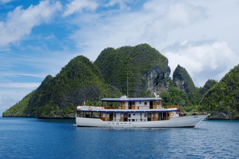 Eco-Friendly Liveaboard Diving