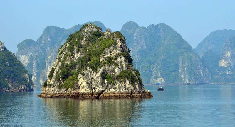 Kayaking in Ha Long Bay