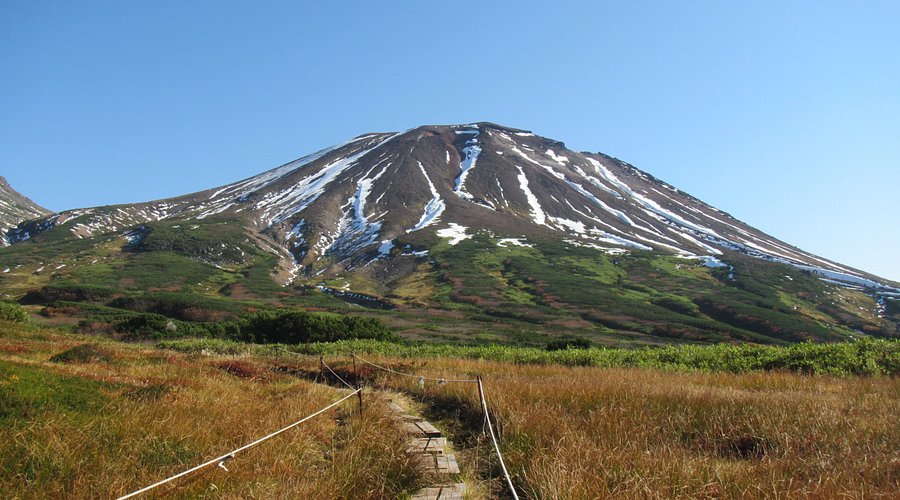 Snowkiting on Lake Saroma