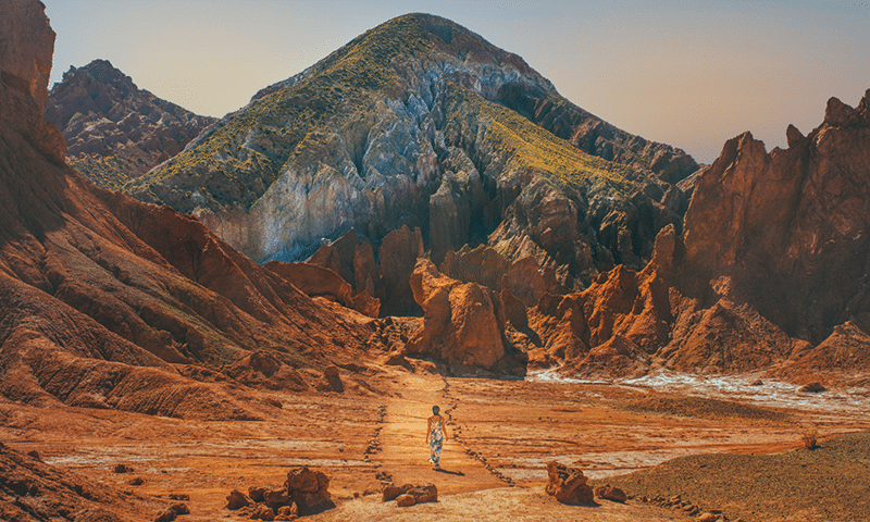 # Chasing Light and Shadows: An Atacama Desert Dia...