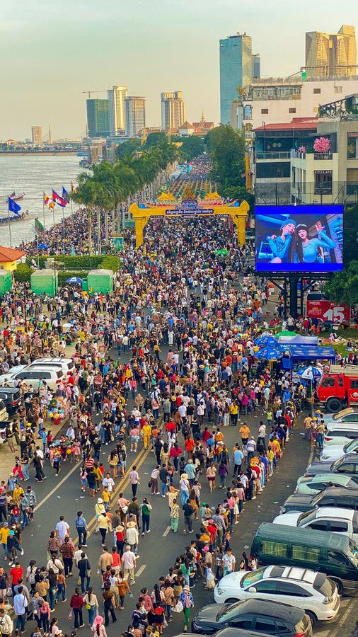 A vibrant photo of Genevieve's Restaurant's Amok curry, highlighting the rich colors and textures of the dish.