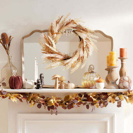 Cozy autumn decor