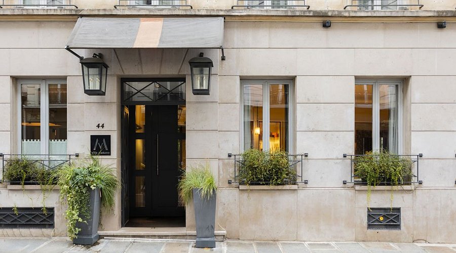 # Parisian Wellness Retreat: A Solo Female Travele...