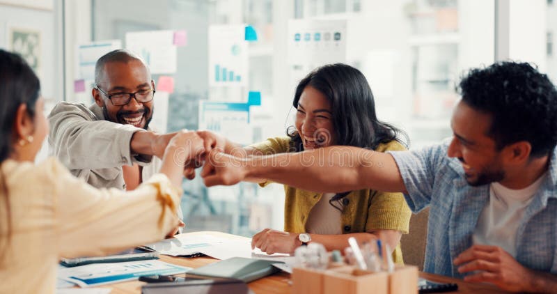 Prompt Marketer Logo