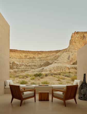 # Desert Art and Wellness Retreats: A Transformati...
