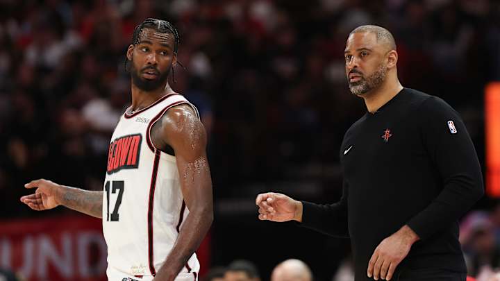 Negative Steam reviews with thumbs-down icons and angry emojis fading in and out.