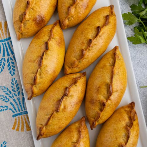 Incahuasi Island with cacti towering over the salt flats