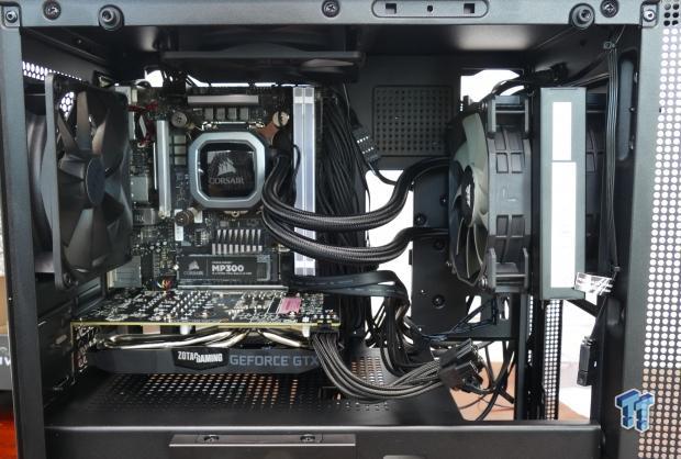 Gameplay Shots of Overcooked! 2 on the Portable Monitor