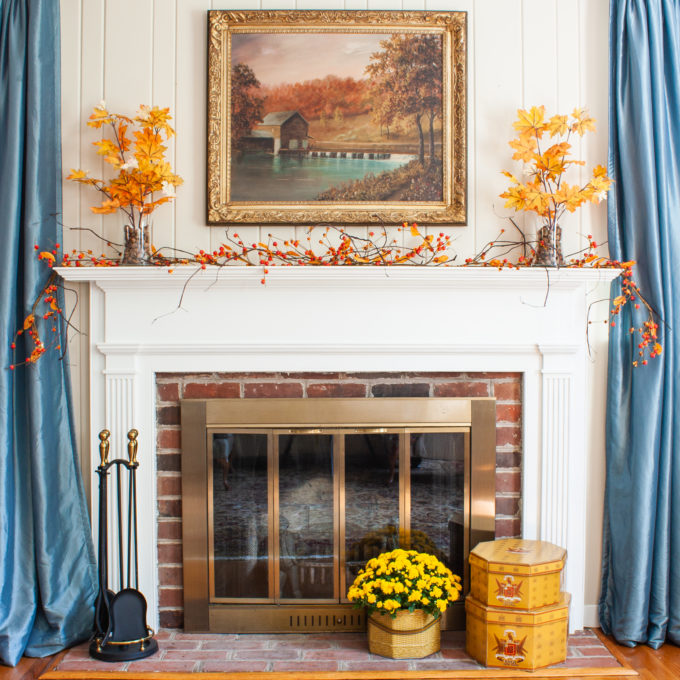 Farmhouse Fall Mantel Gallery