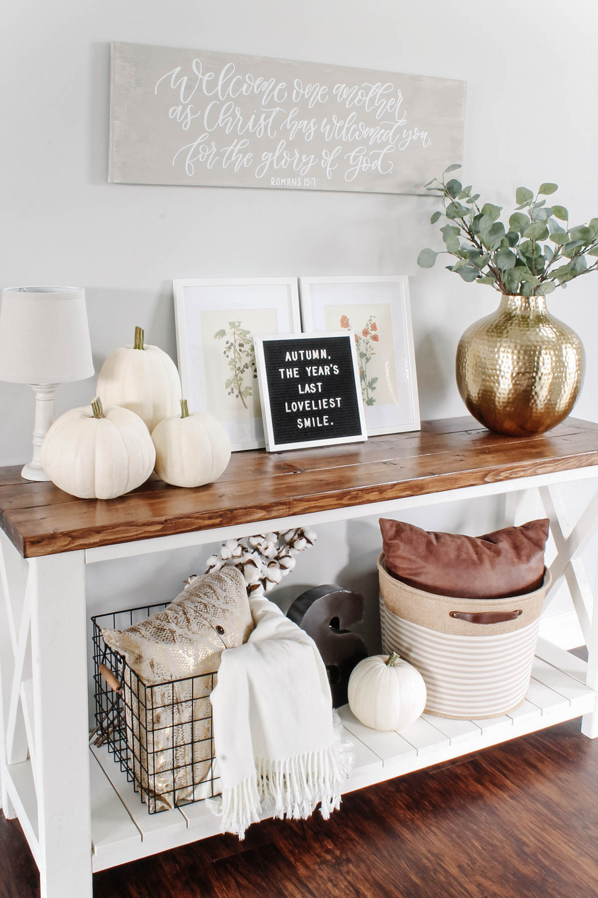farmhouse console table decor for fall