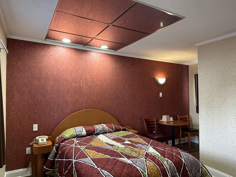 # The Ludlow Hotel NYC: An Urban Photographer's Dr...