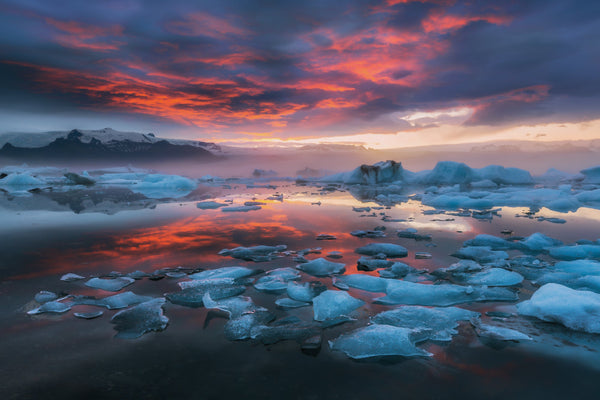 Icebergs on the black sand beach at Jökulsárlón