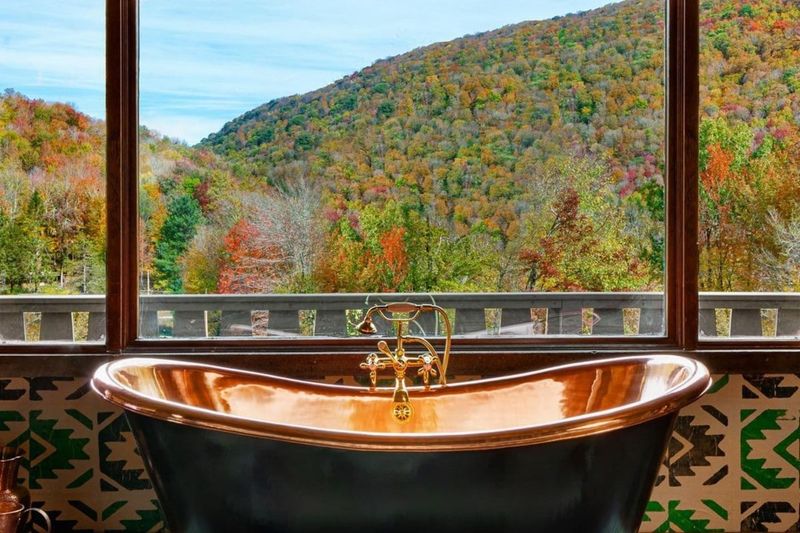Warm white farmhouse bathroom